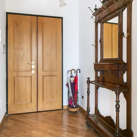 アパート Colosseum Monti Large Flat ローマ