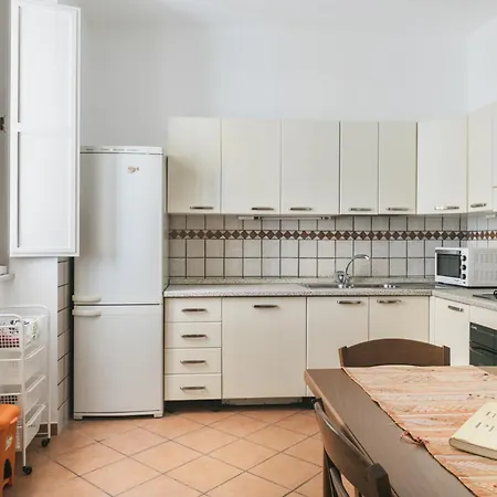 アパート Colosseum Monti Large Flat ローマ